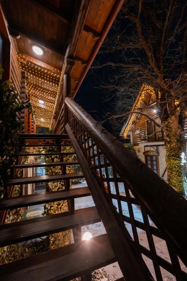Villa Garden Hotel Solochin Bagian luar foto